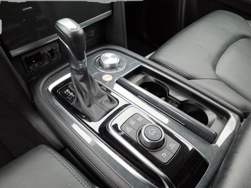 2024 Nissan Armada SV 2024 Nissan Armada SV