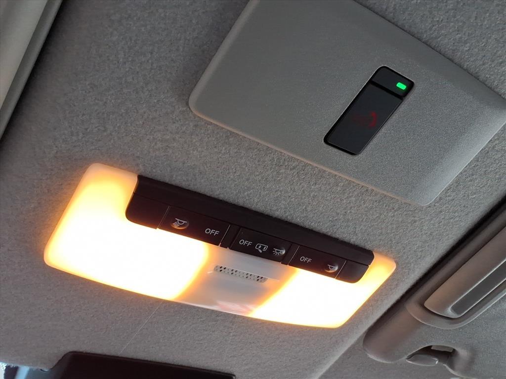 2024 Nissan Kicks SR 2024 Nissan Kicks SR