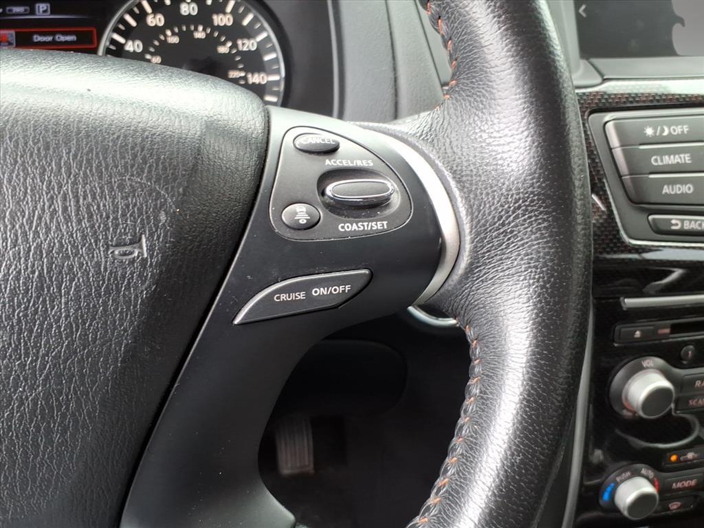 2019 Nissan Pathfinder SV