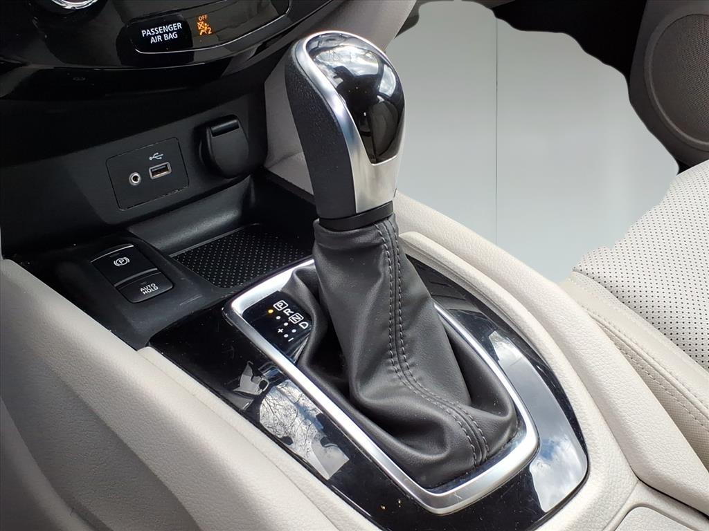 2022 Nissan Rogue Sport SL