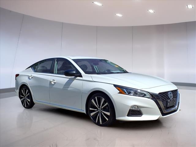 2022 Nissan Altima 2.0 SR