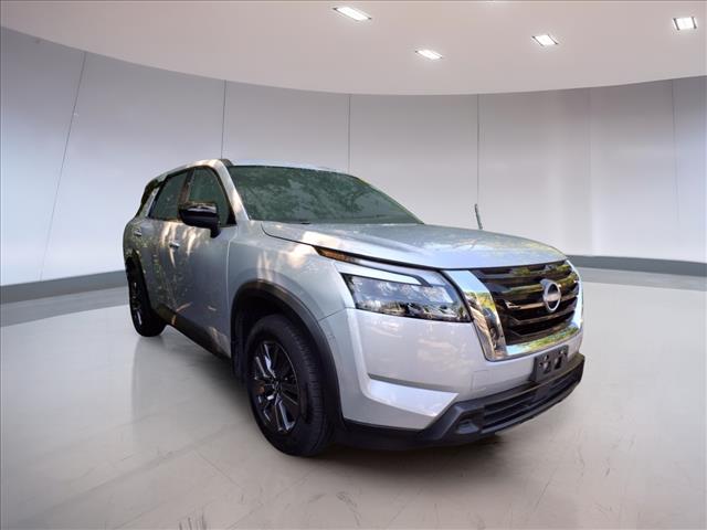 2023 Nissan Pathfinder S