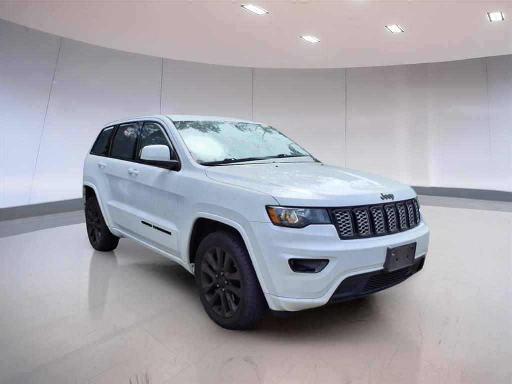 2017 Jeep Grand Cherokee Altitude