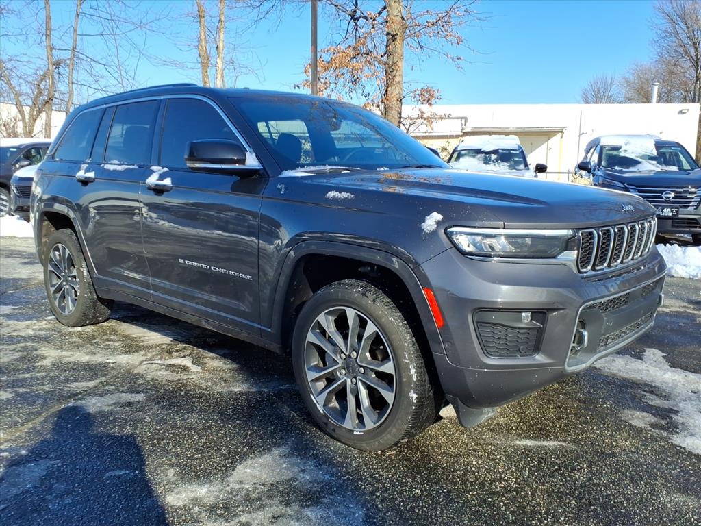 2023 Jeep Grand Cherokee Overland 2023 Jeep Grand Cherokee Overland