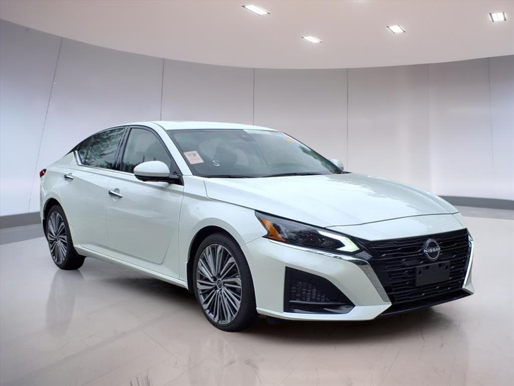 2024 Nissan Altima 2.5 SL