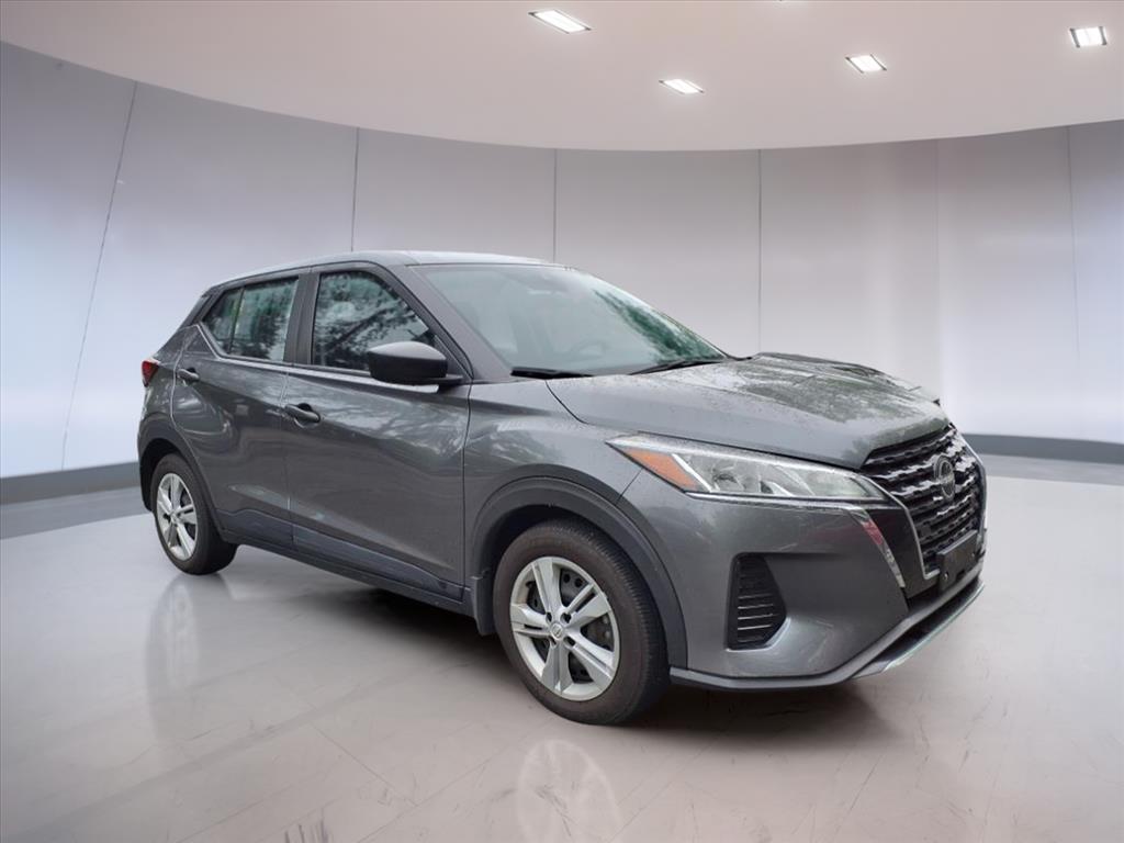 2023 Nissan Kicks S