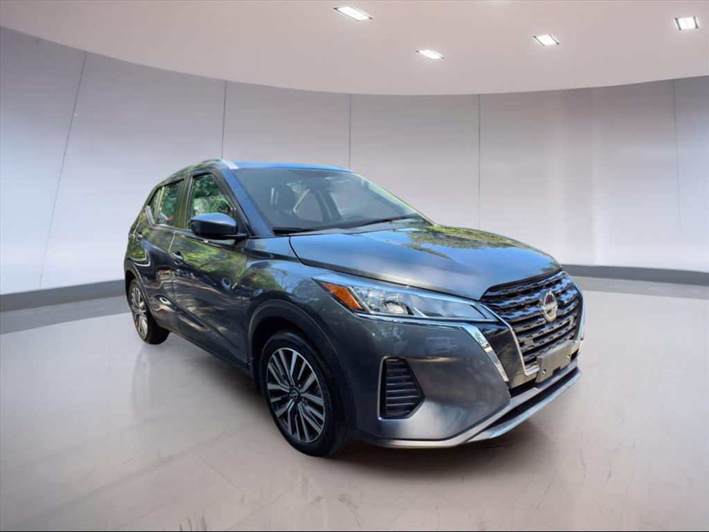 2022 Nissan Kicks SV