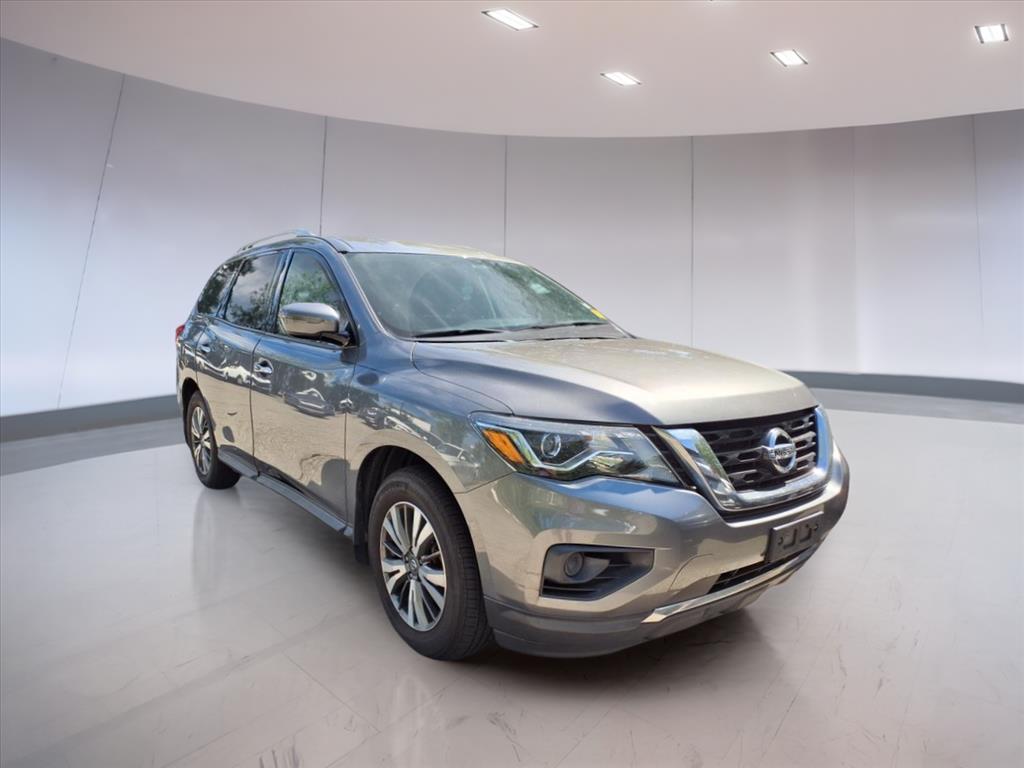2019 Nissan Pathfinder S