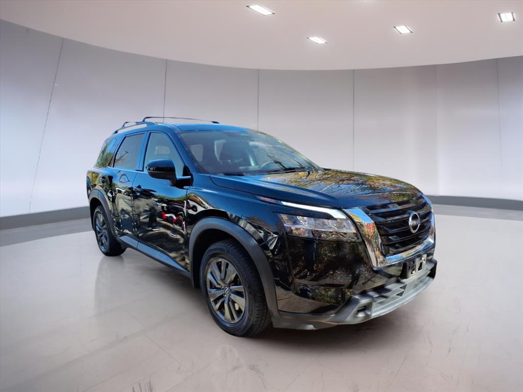 2022 Nissan Pathfinder SV 2022 Nissan Pathfinder SV