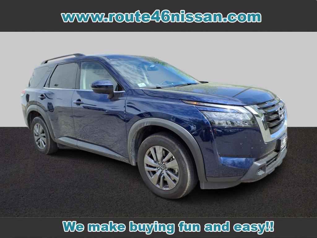 2024 Nissan Pathfinder SV