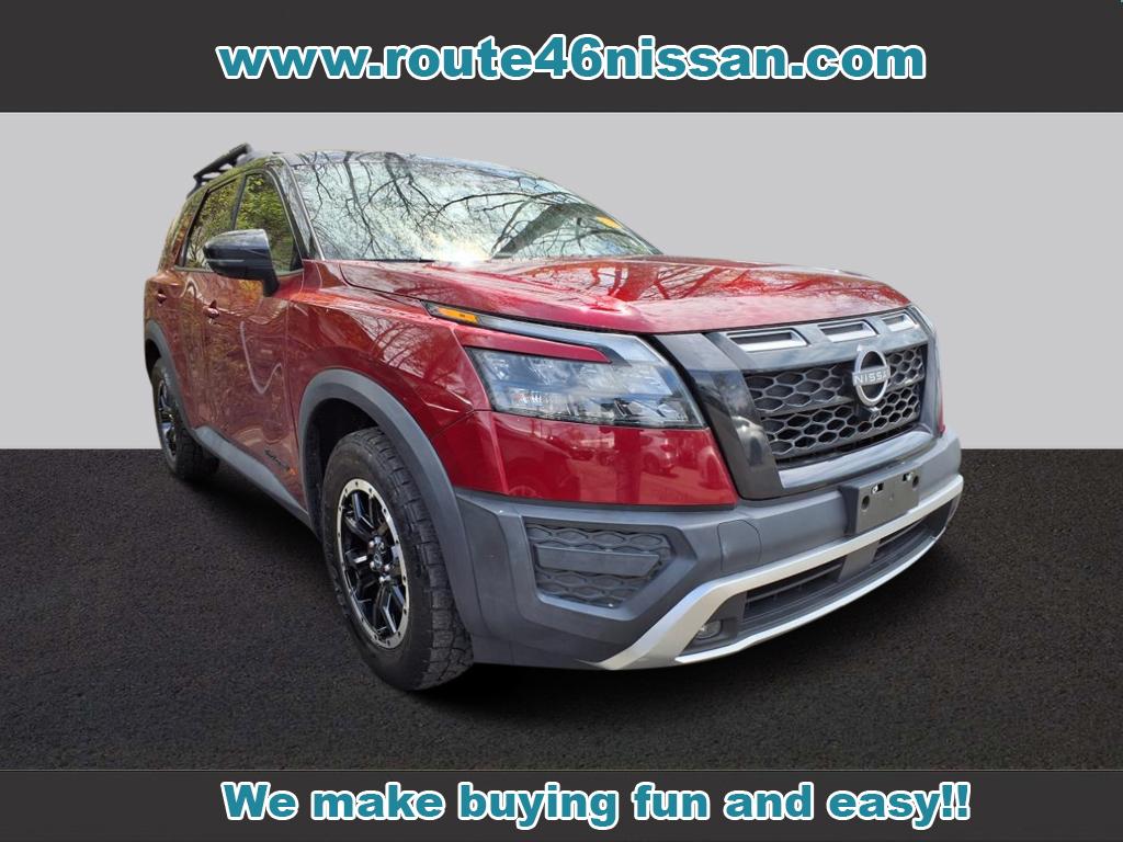 2023 Nissan Pathfinder SV