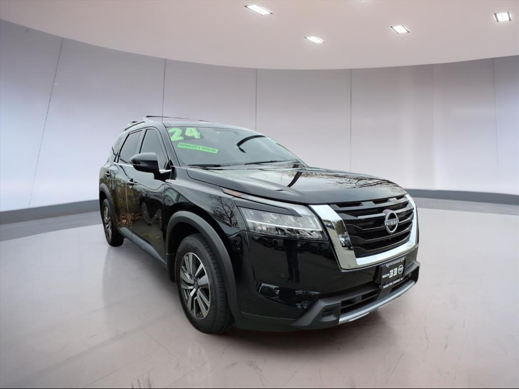 2024 Nissan Pathfinder SL 2024 Nissan Pathfinder SL