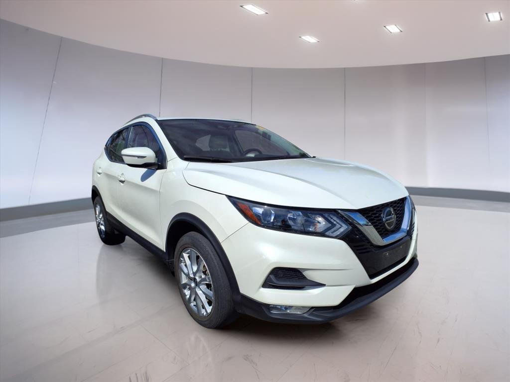 2022 Nissan Rogue Sport SV