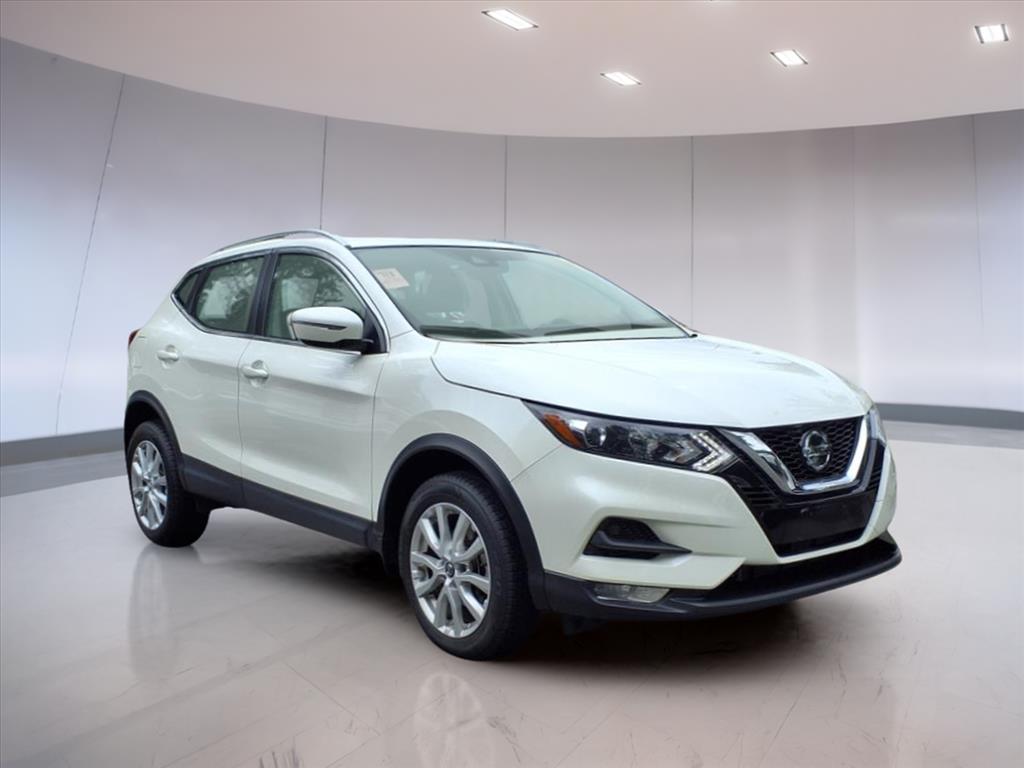 2022 Nissan Rogue Sport SV