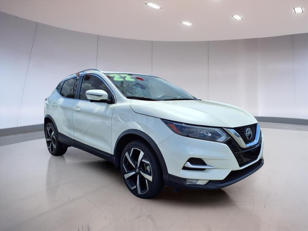 2022 Nissan Rogue Sport SL