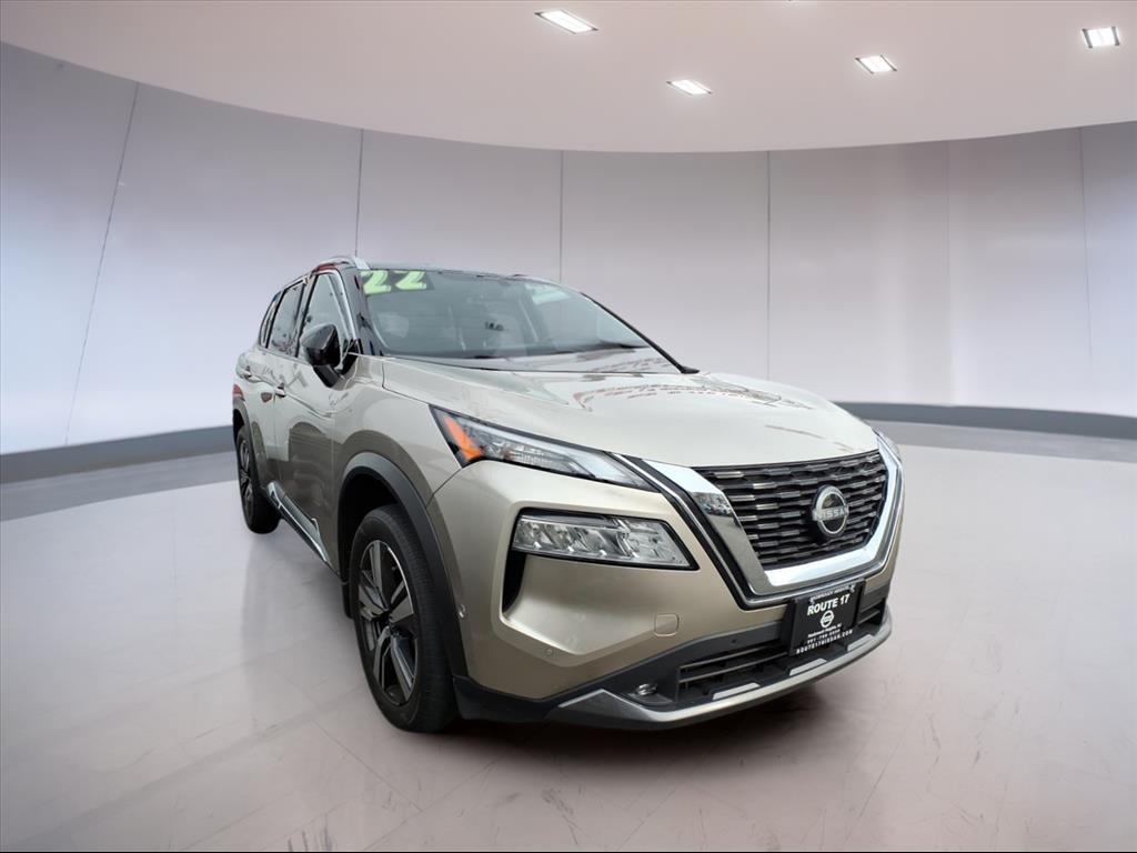 2022 Nissan Rogue SL