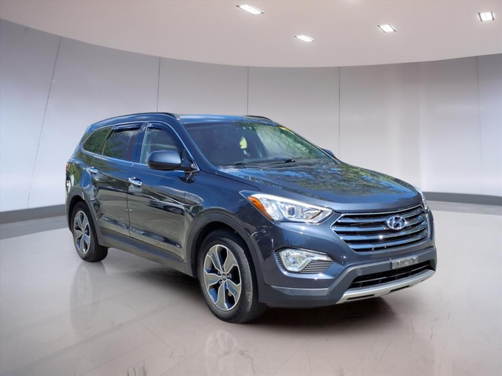 2016 Hyundai SANTA FE SE
