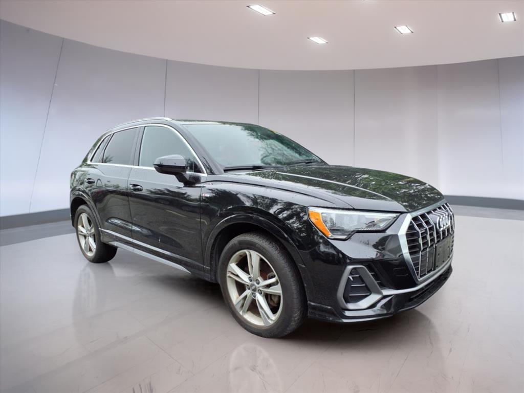 2020 Audi Q3 quattro S line Premium 45 TFSI