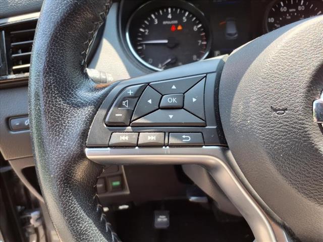 2022 Nissan Rogue Sport SV