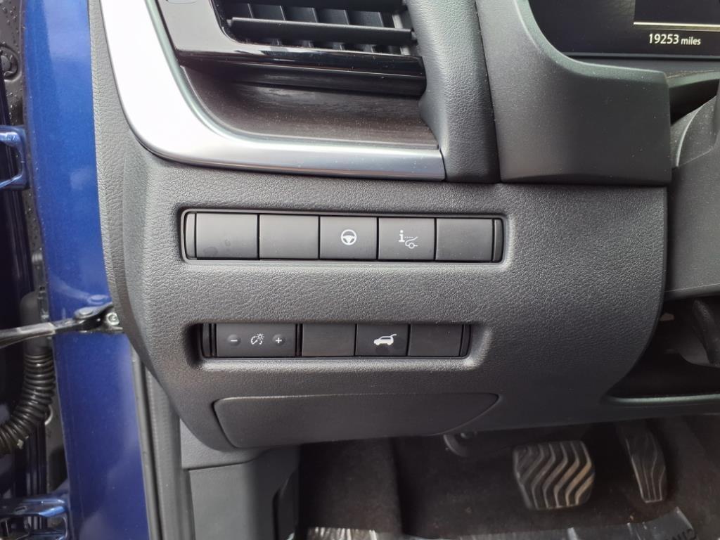 2023 Nissan Rogue Platinum 2023 Nissan Rogue Platinum