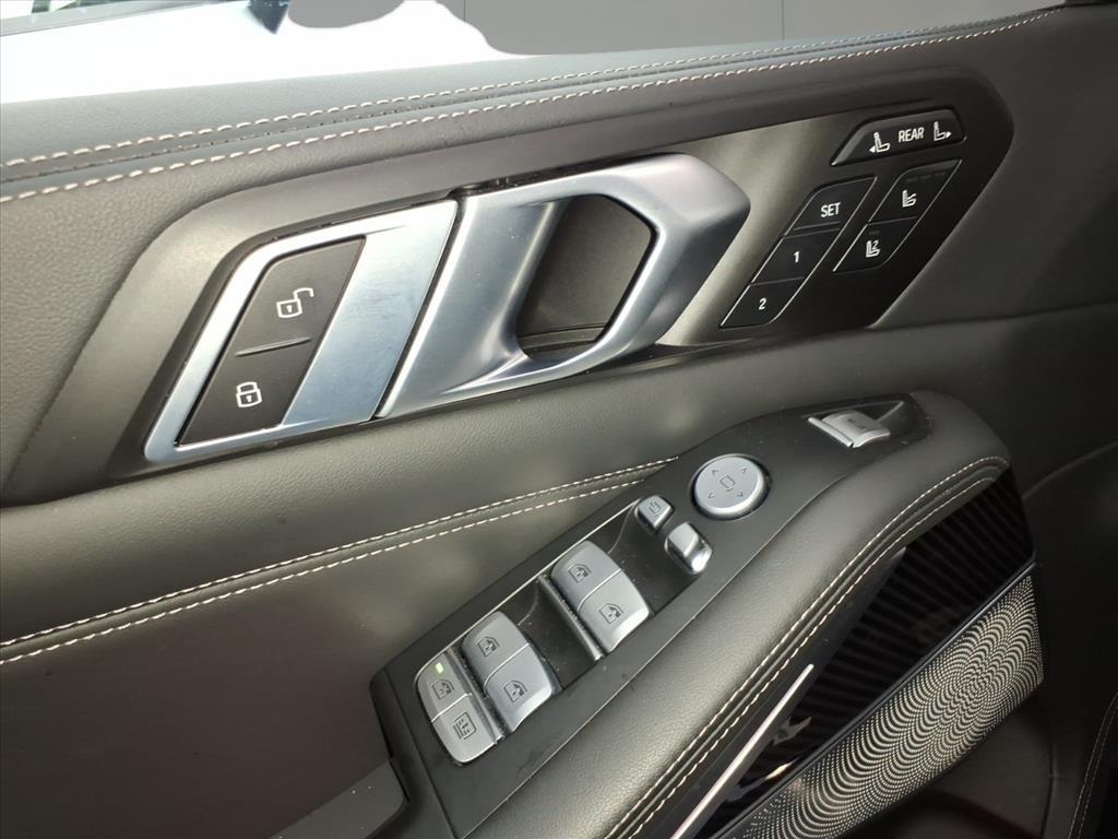 2025 BMW X7 M60i 2025 BMW X7 M60i