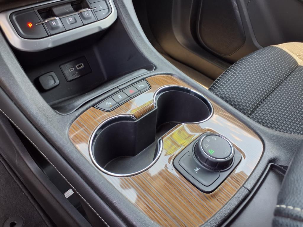 2022 GMC Acadia SLE