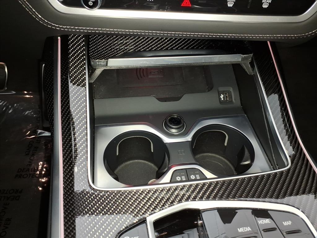 2025 BMW X7 M60i 2025 BMW X7 M60i