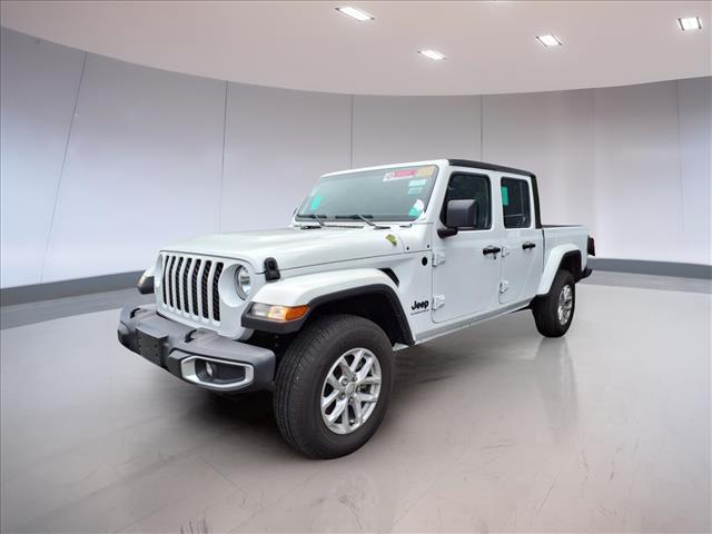 2023 Jeep Gladiator Freedom