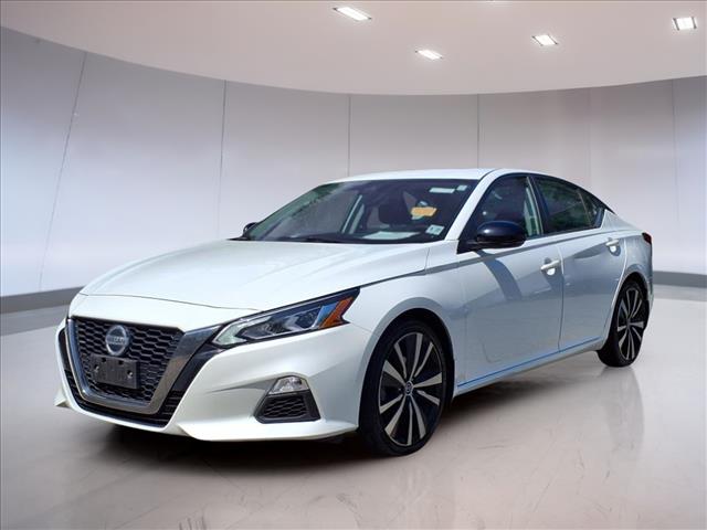 2022 Nissan Altima 2.0 SR