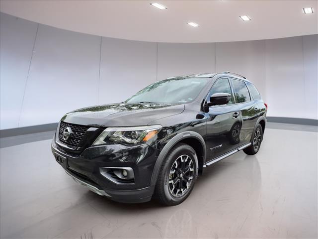 2019 Nissan Pathfinder SV