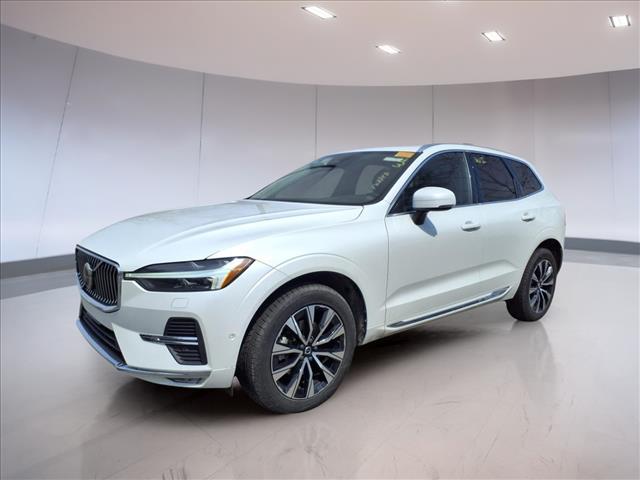 2023 Volvo XC60 B5 Plus Bright Theme