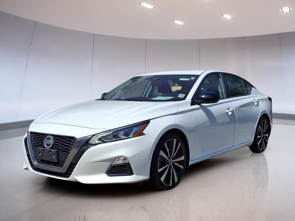 2022 Nissan Altima 2.0 SR