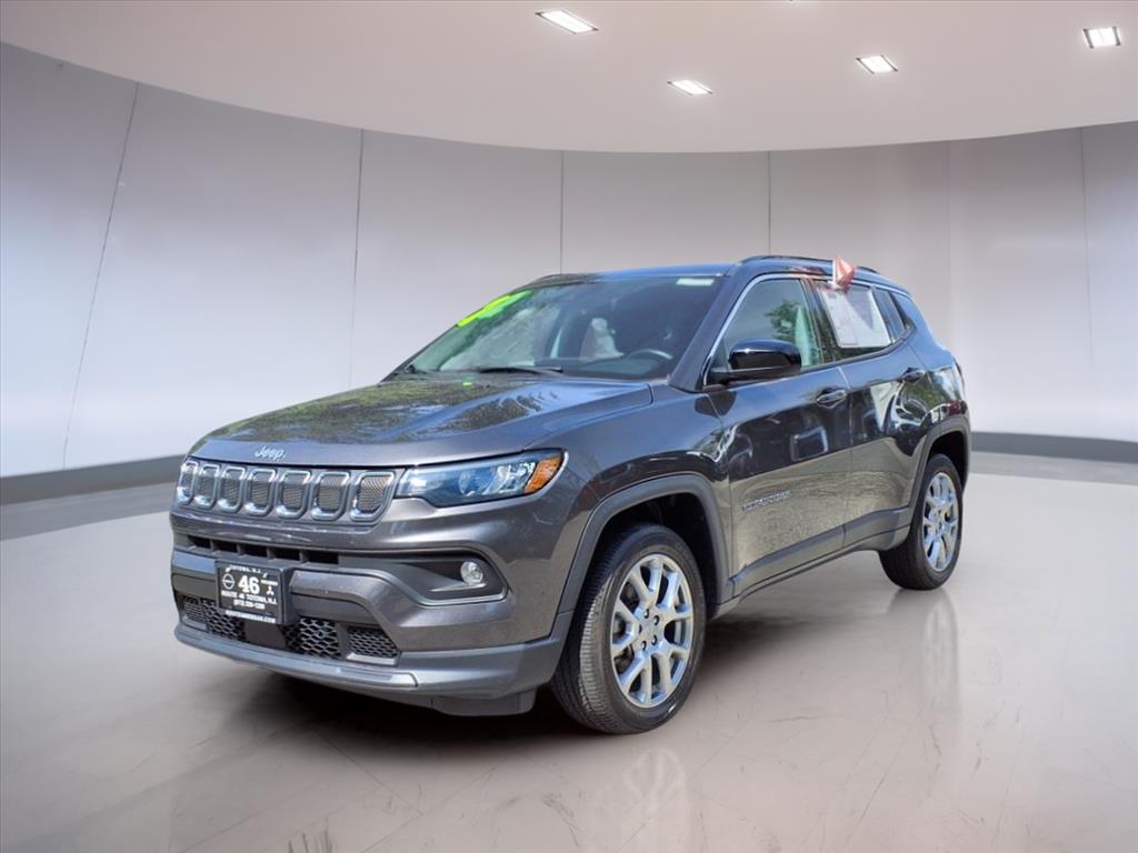 2022 Jeep Compass Latitude Lux