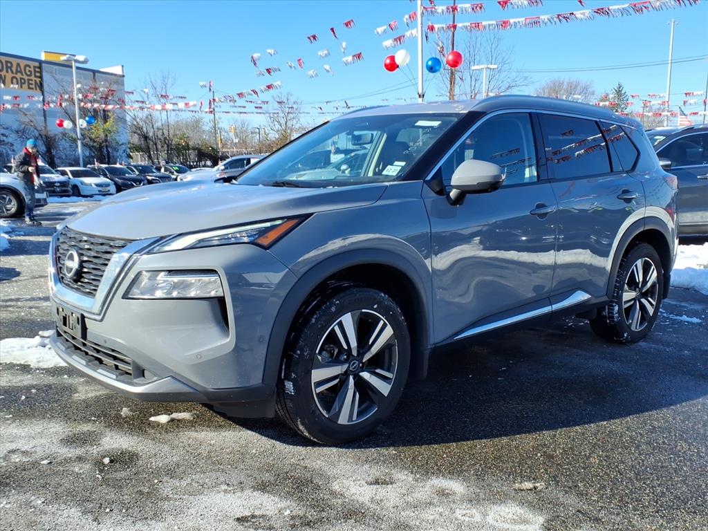 2023 Nissan Rogue SL