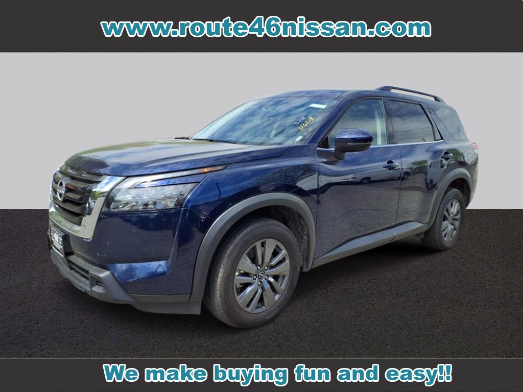 2024 Nissan Pathfinder SV