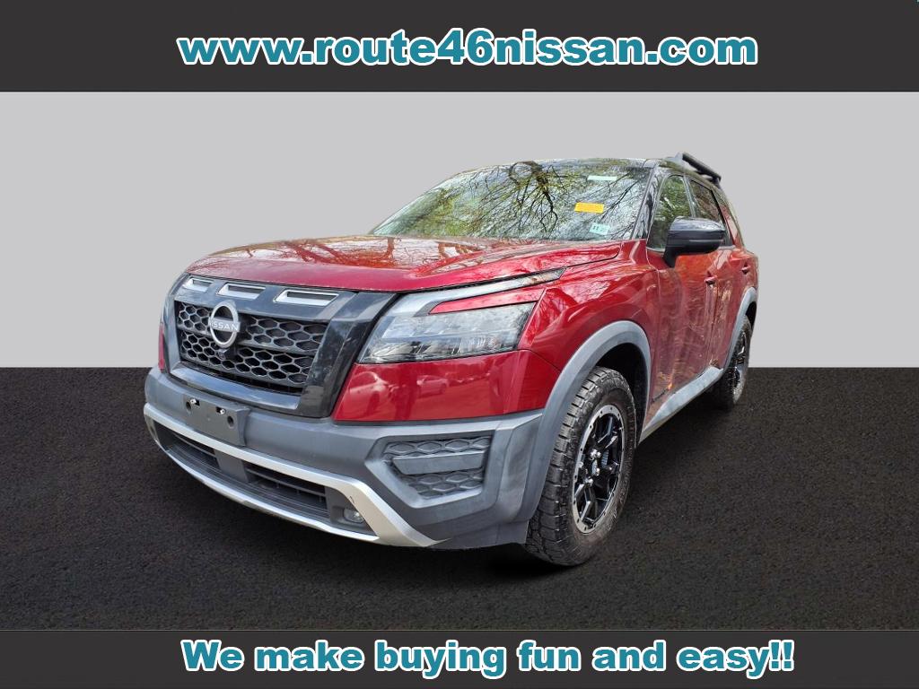 2023 Nissan Pathfinder SV
