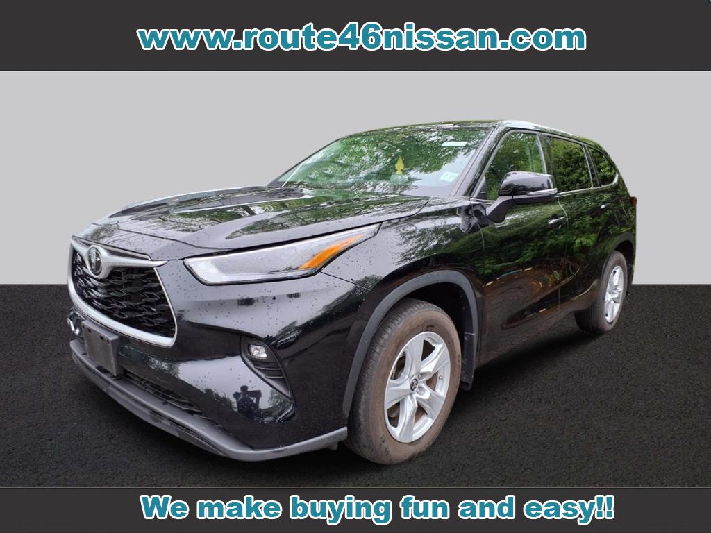 2022 Toyota Highlander LE