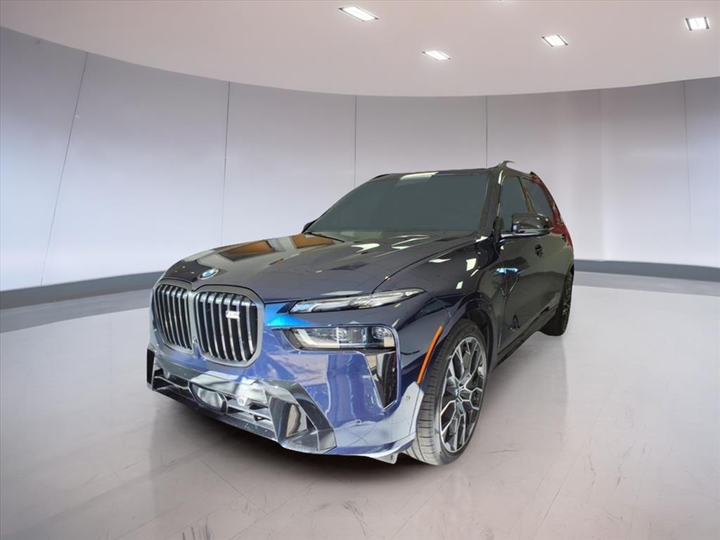 2025 BMW X7 M60i 2025 BMW X7 M60i