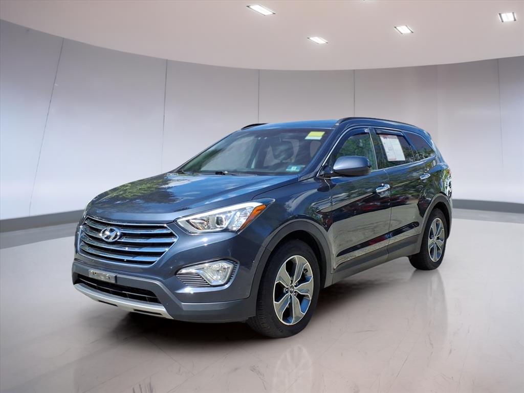 2016 Hyundai SANTA FE SE