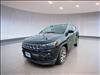 2022 Jeep Compass Latitude Lux - thumbnail 2