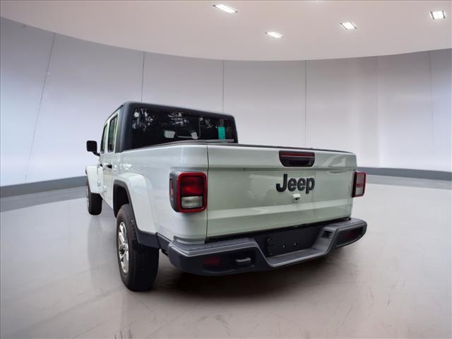 2023 Jeep Gladiator Freedom