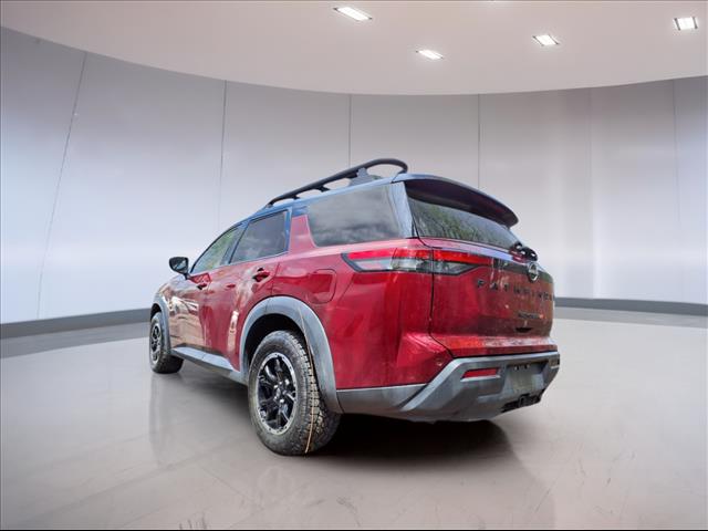 2023 Nissan Pathfinder SV