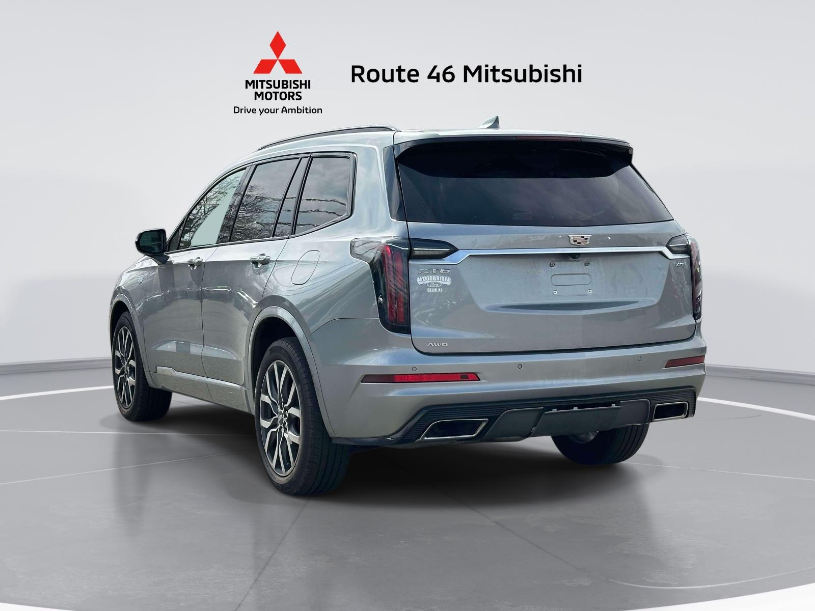 View vehicle photo 3