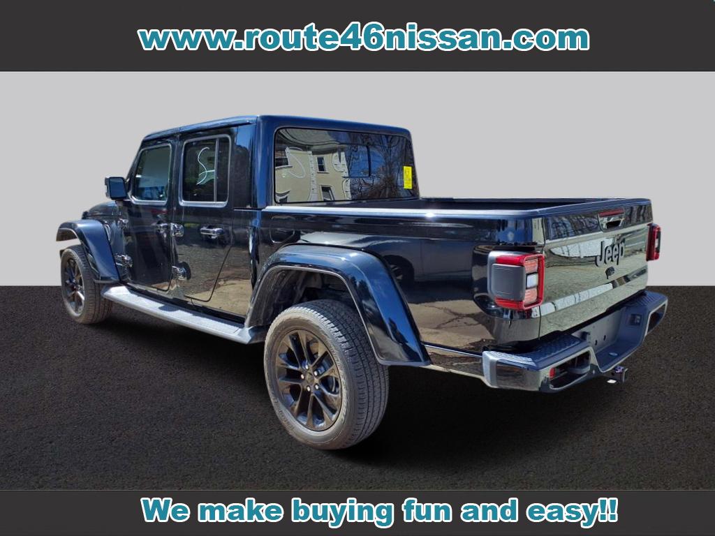 2023 Jeep Gladiator Overland