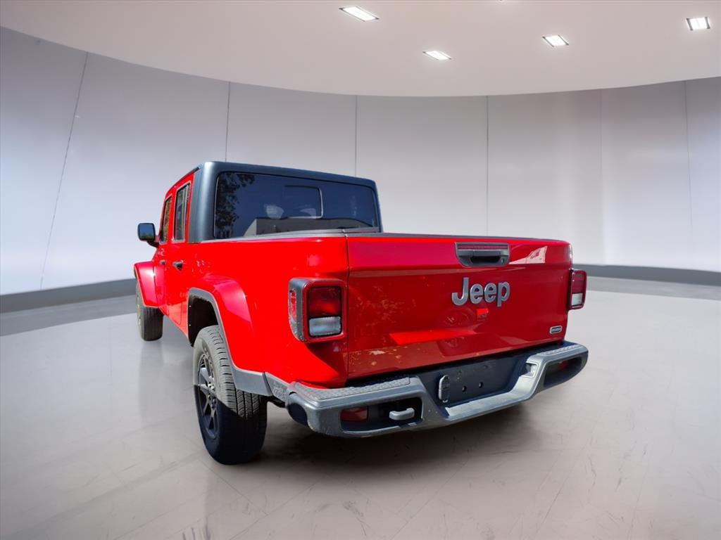 2023 Jeep Gladiator Overland