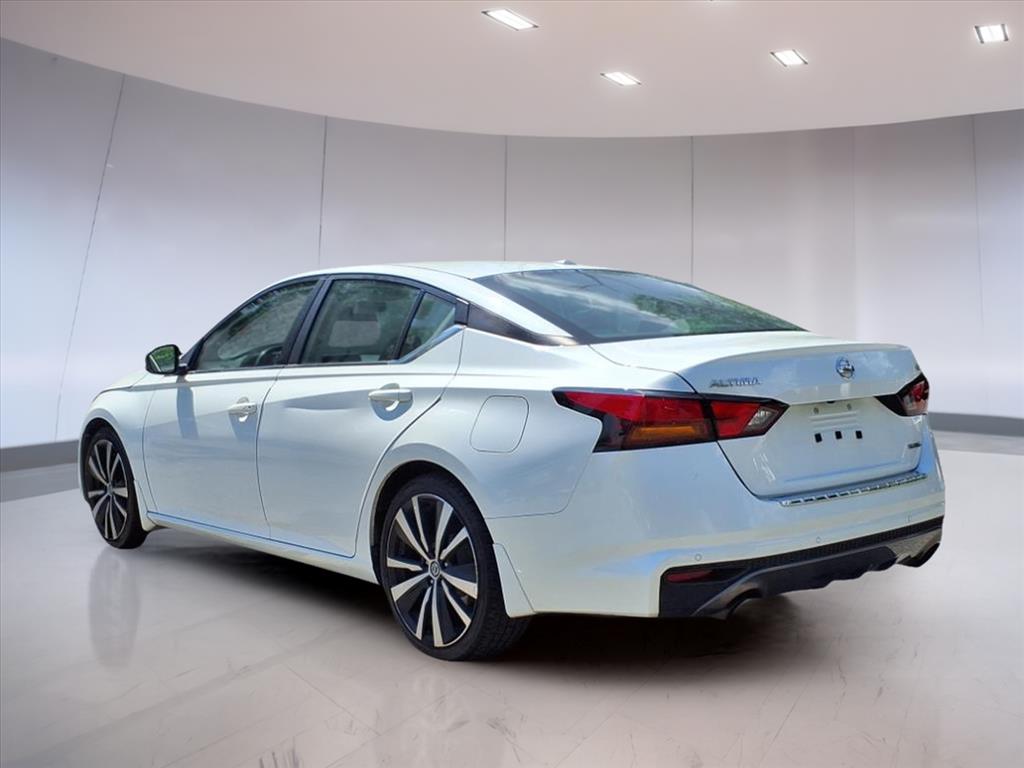 2022 Nissan Altima 2.0 SR