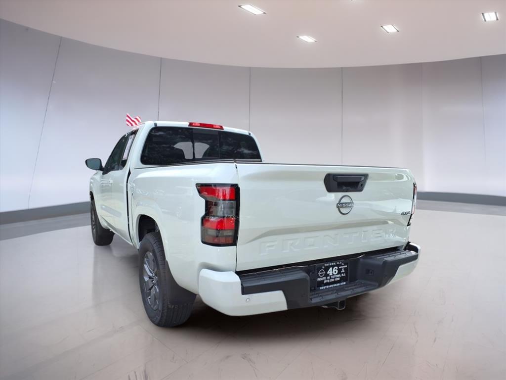 2025 Nissan Frontier SV