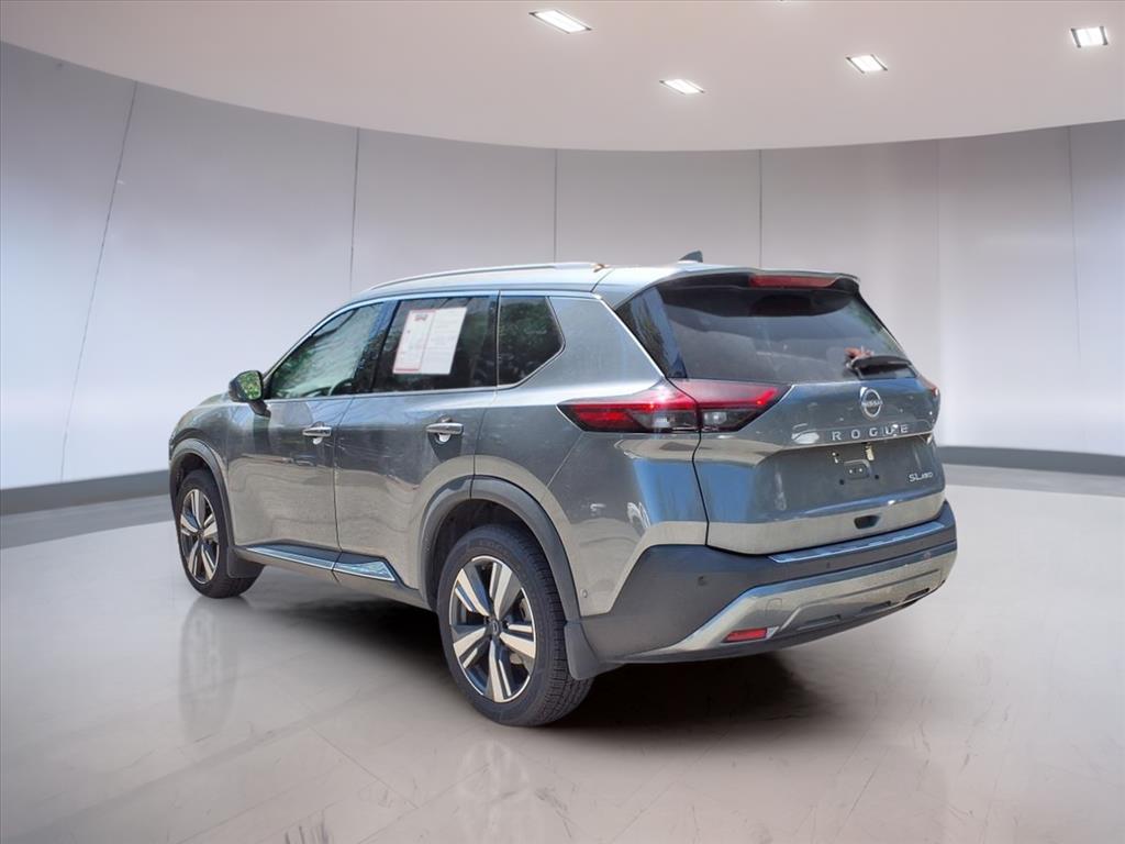 2022 Nissan Rogue SL