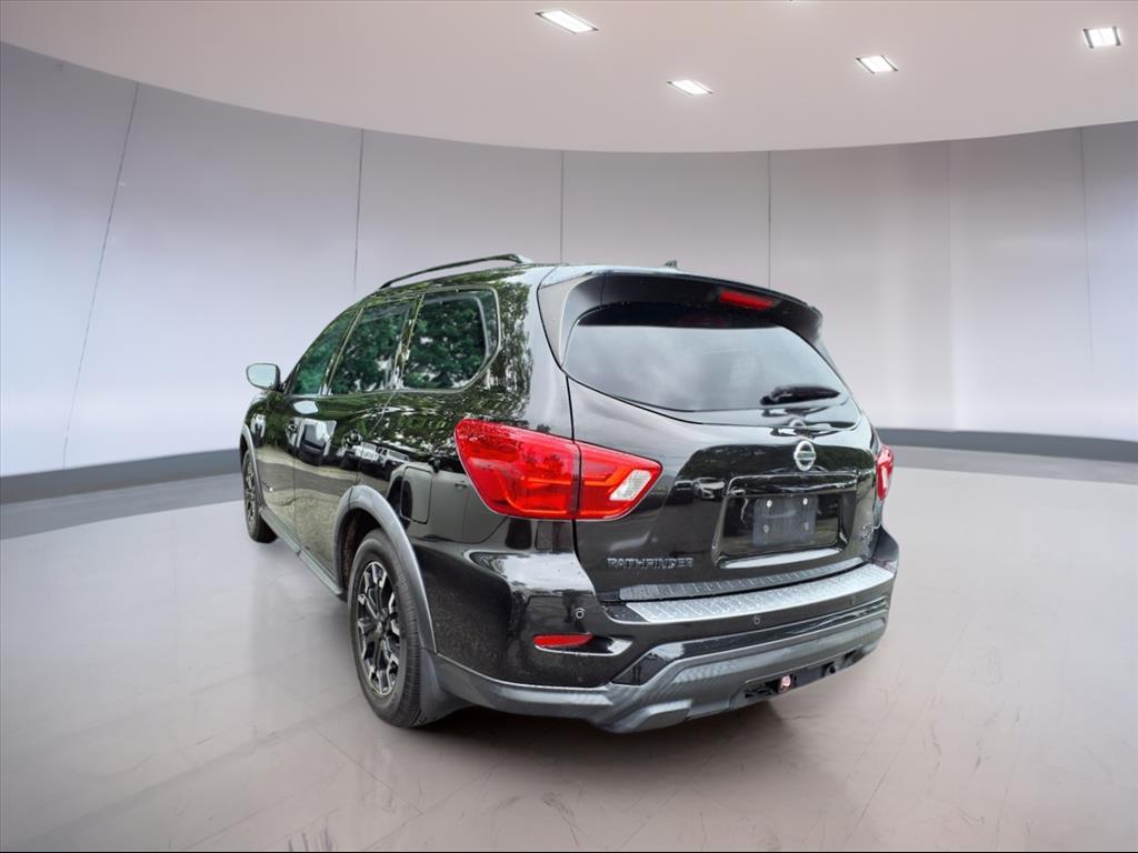 2019 Nissan Pathfinder SV