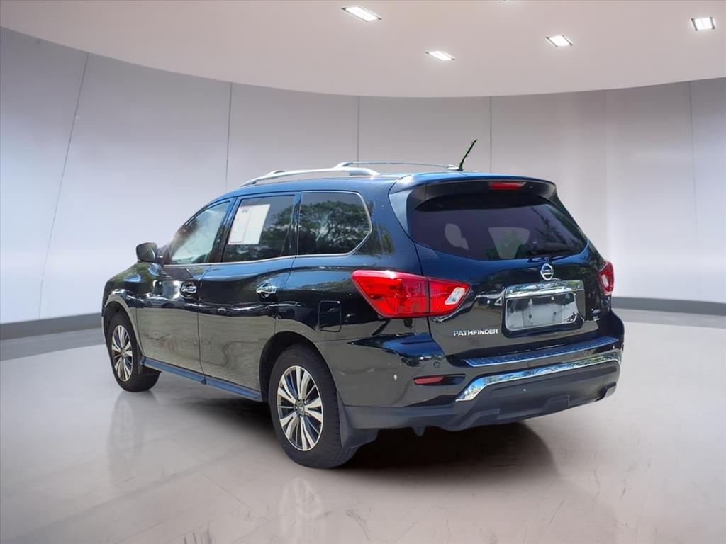 2018 Nissan Pathfinder SL